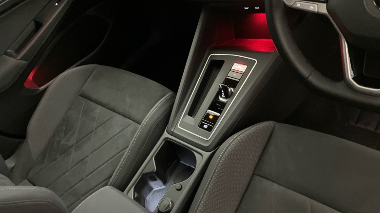 Volkswagen Golf 1.4 TSI eHybrid Style 5dr DSG Hatchback